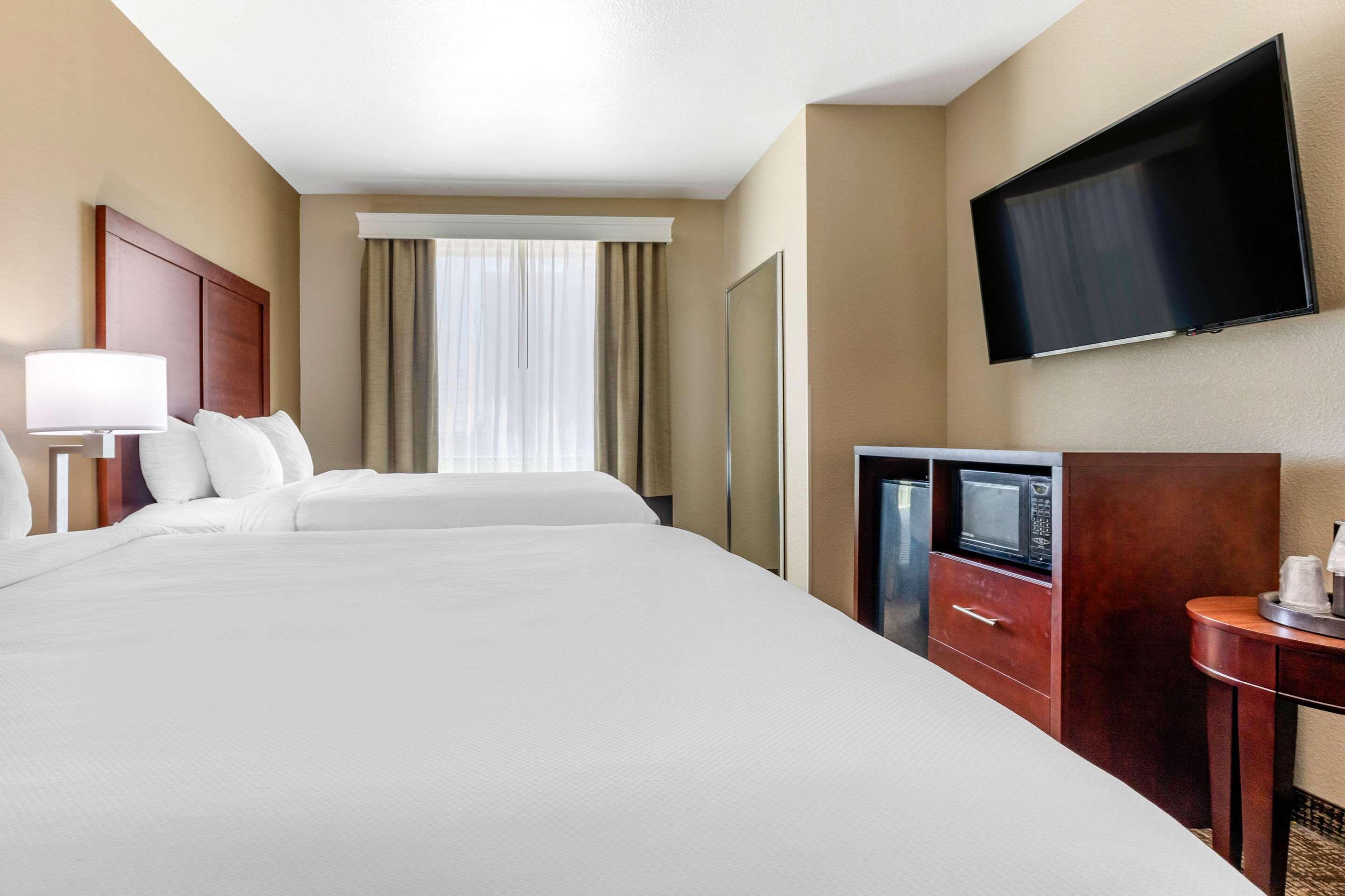 Comfort Inn & Suites Near Lake Lewisville Corinth Εξωτερικό φωτογραφία
