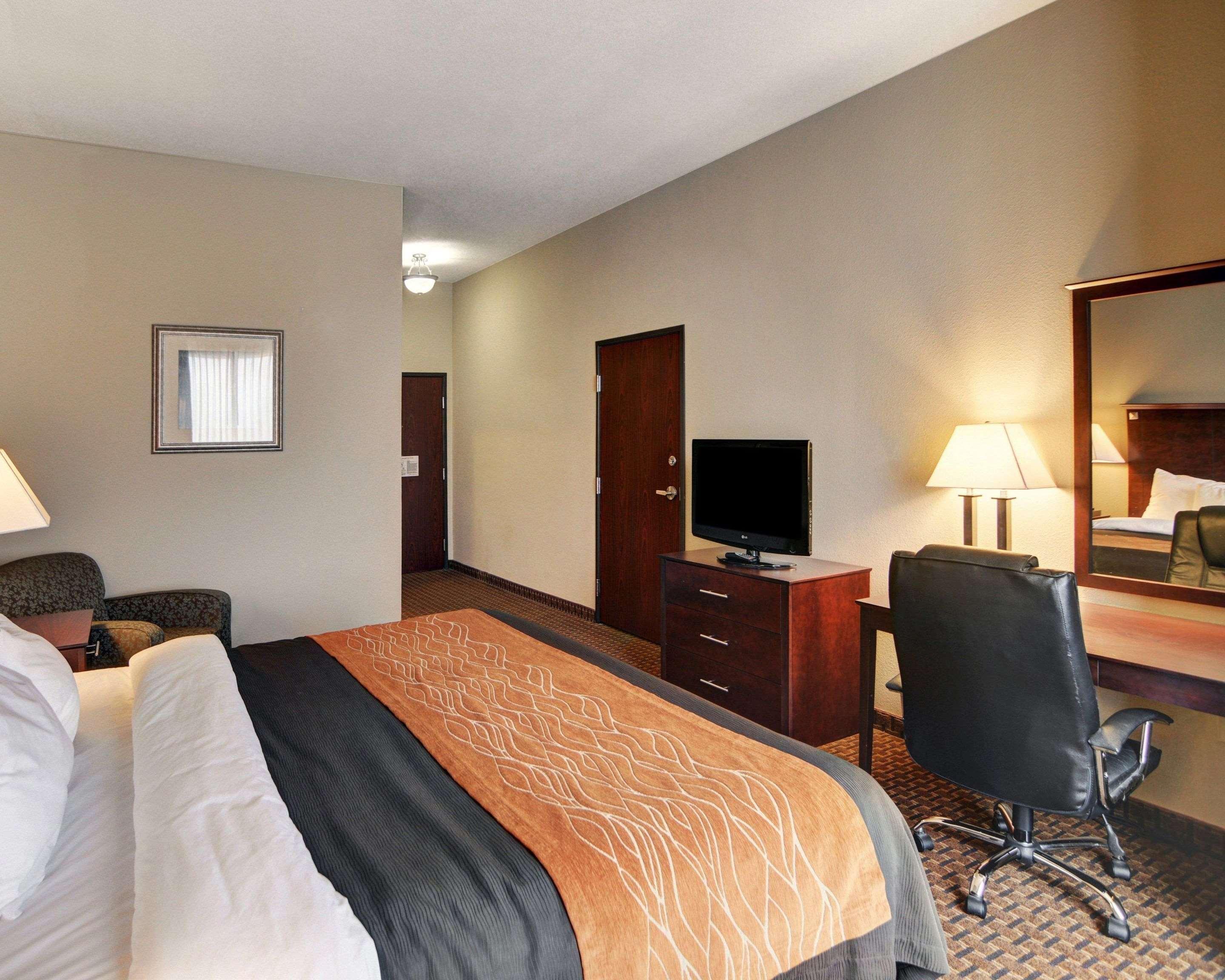 Comfort Inn & Suites Near Lake Lewisville Corinth Εξωτερικό φωτογραφία