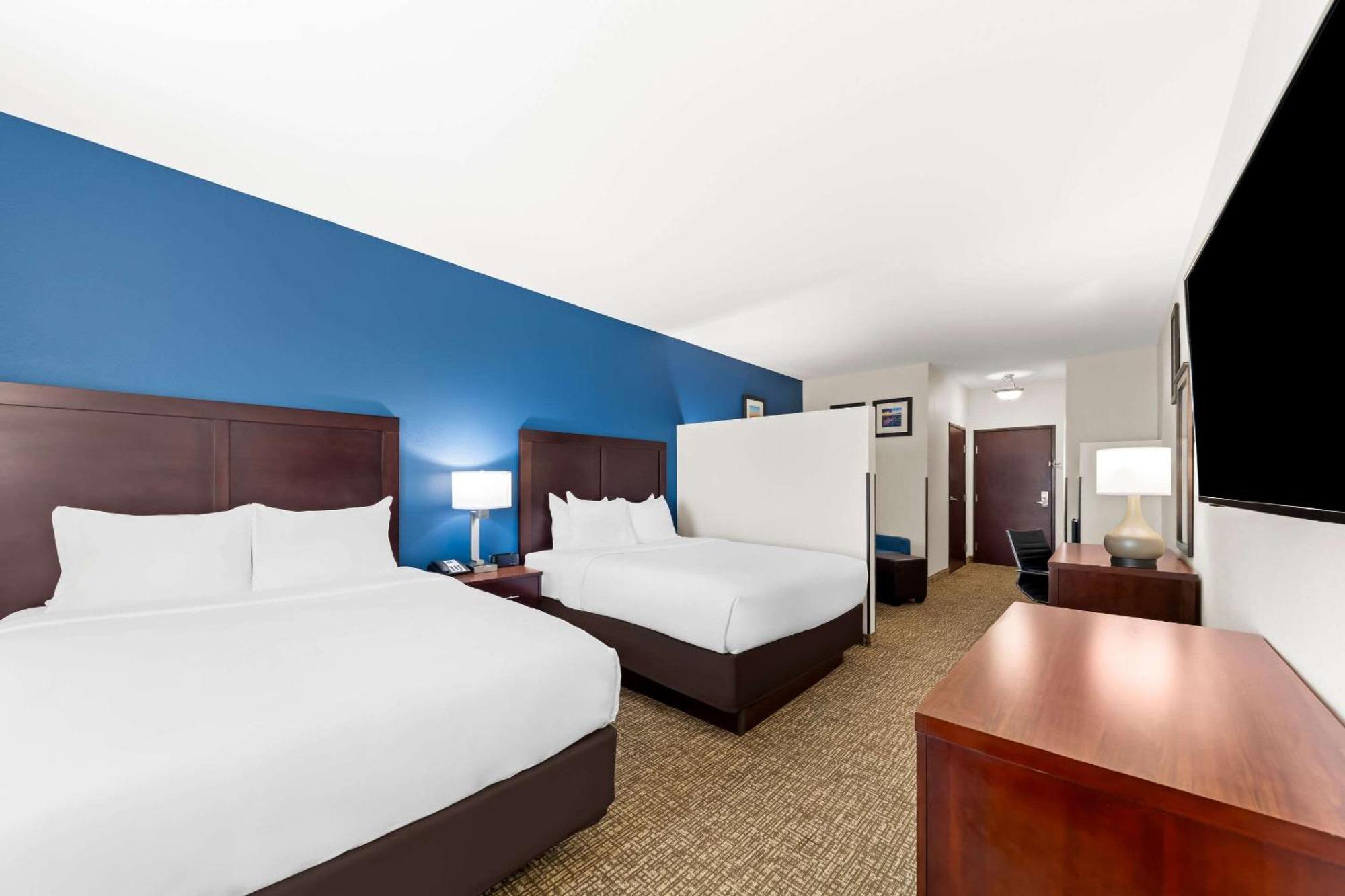 Comfort Inn & Suites Near Lake Lewisville Corinth Εξωτερικό φωτογραφία