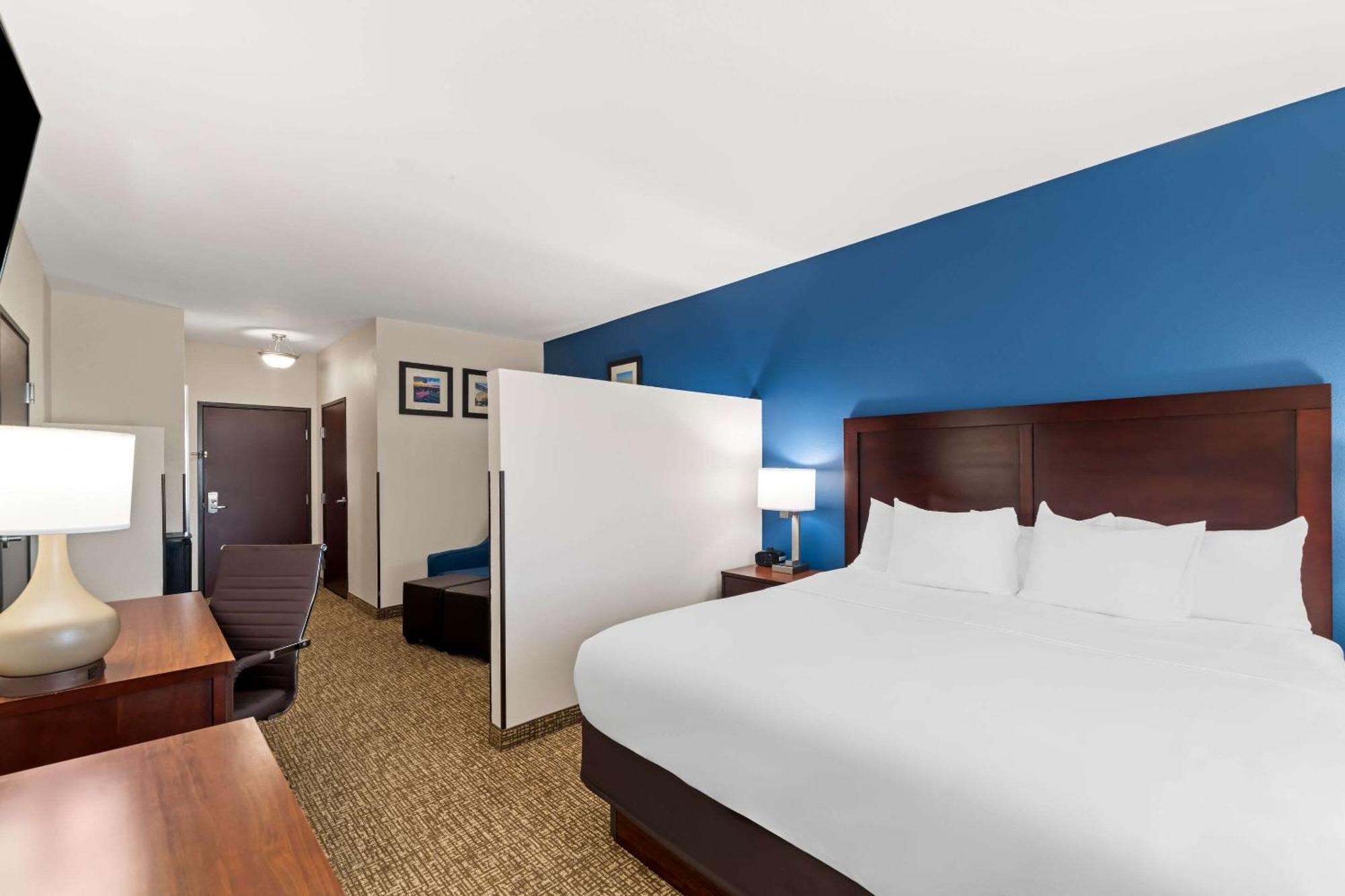 Comfort Inn & Suites Near Lake Lewisville Corinth Εξωτερικό φωτογραφία