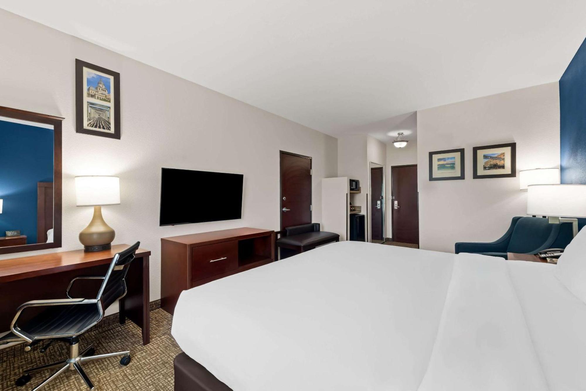 Comfort Inn & Suites Near Lake Lewisville Corinth Εξωτερικό φωτογραφία